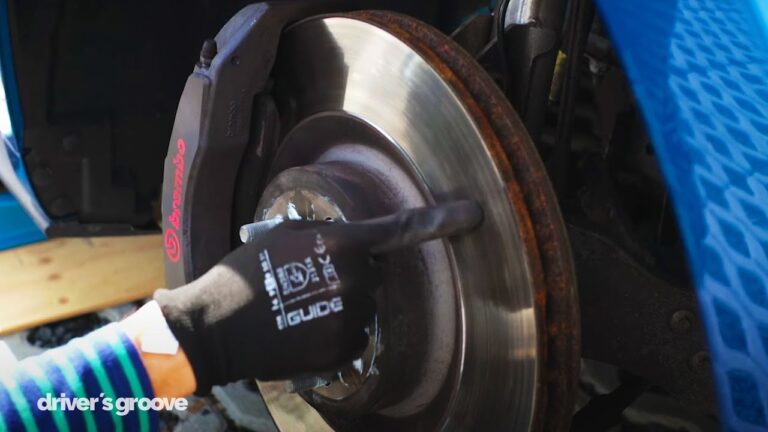 H&auml;ufige Fragen zu Bremsbel&auml;gen und Verschlei&szlig;anzeigen beantwortet